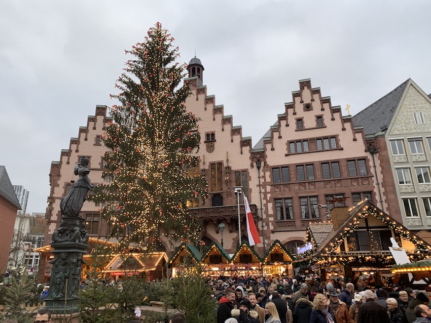 Wie Immer Kurz Vor Dem Fest: Besuch Auf Dem Frankfurter Weihnachtsmarkt ...